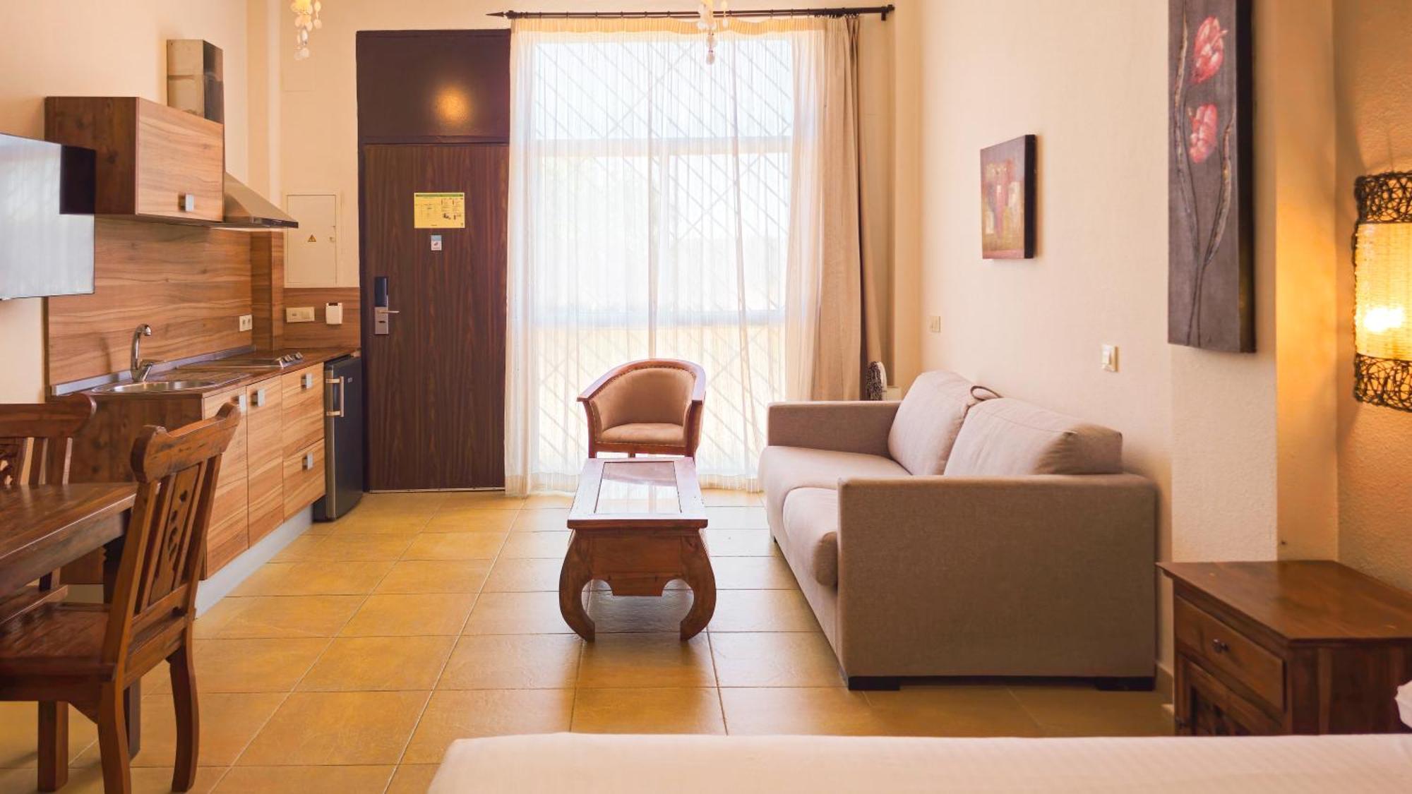 Zahara Sol Y By Qhotels Zahara de los Atunes