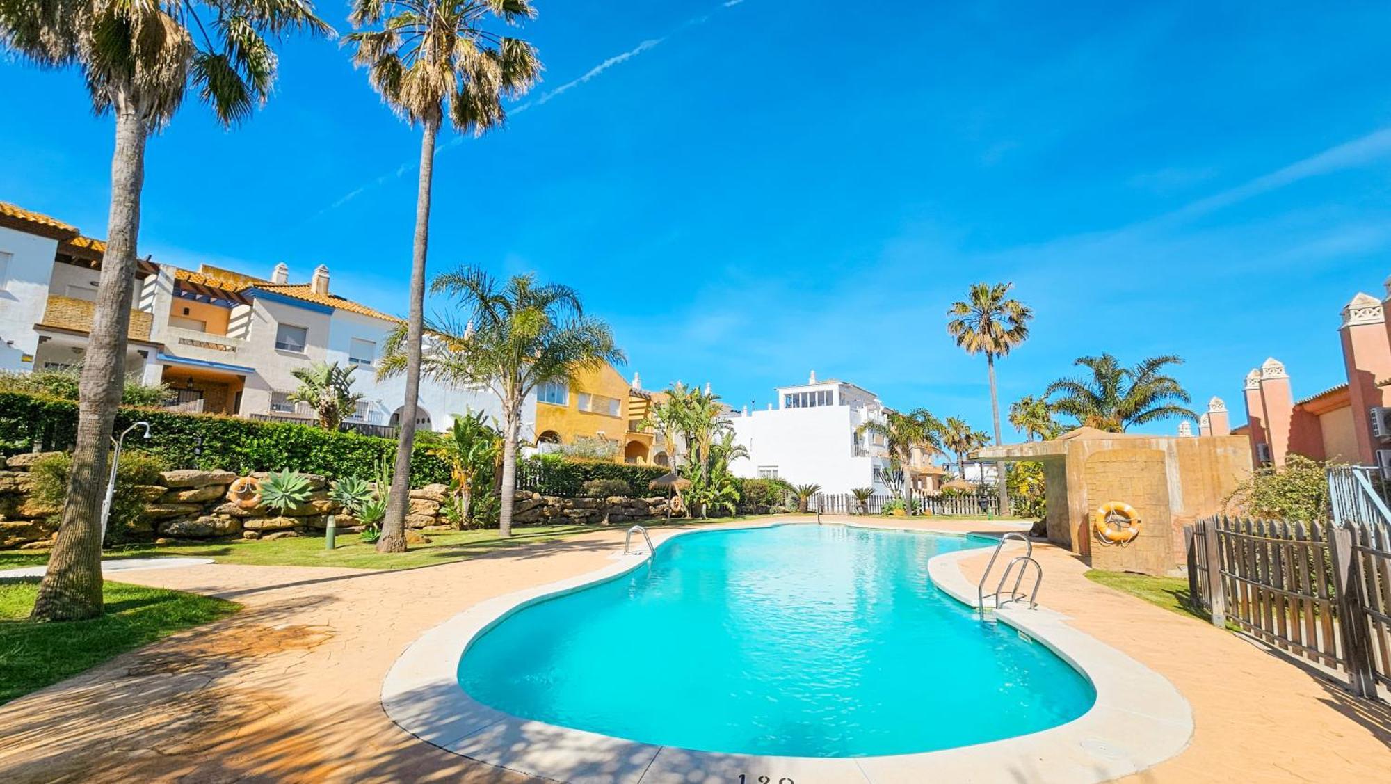 Zahara Sol Y By Qhotels *